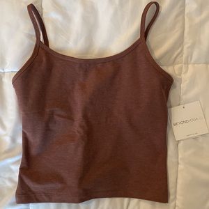 NWT Beyond Yoga tank. Originally $68. Size M. Color is brownish rust.